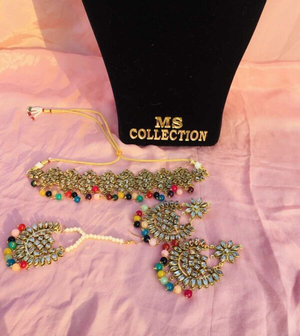 multicolor choker necklace