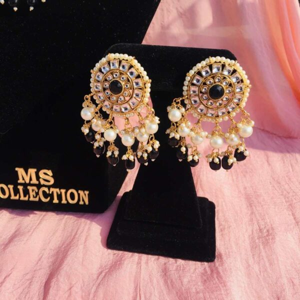 round kundan earrings