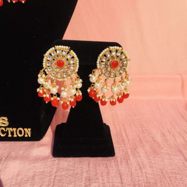 red earrings set