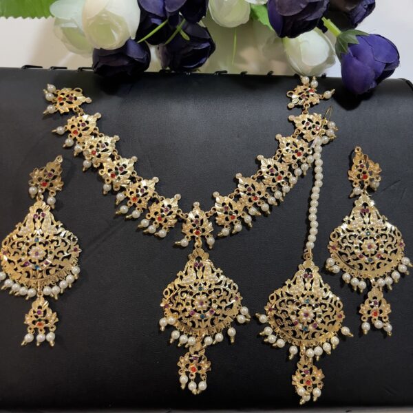 Jadau jewellery collection