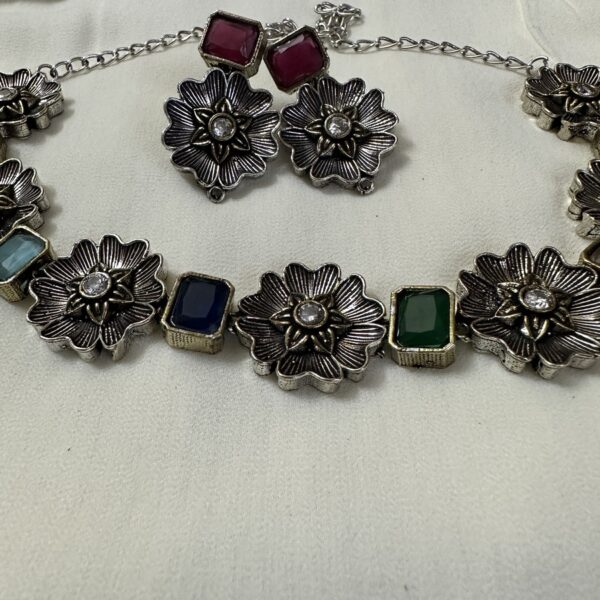 Floral Design Oxidisied Necklace Jewellery