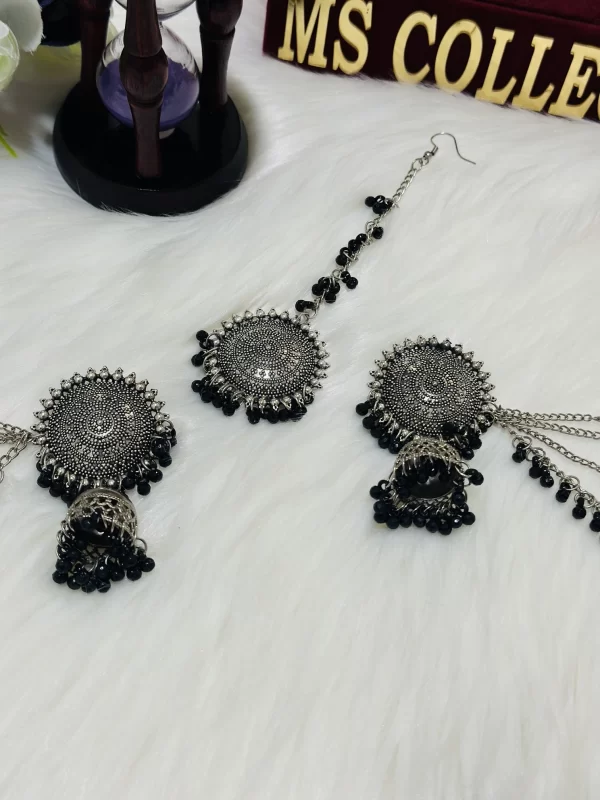 Black oxidised earrings with maangtikka