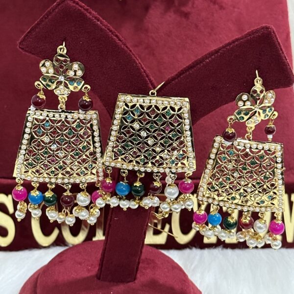 Jadau earrings and tikka