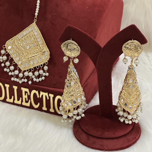 Cone shape earrings with tikka