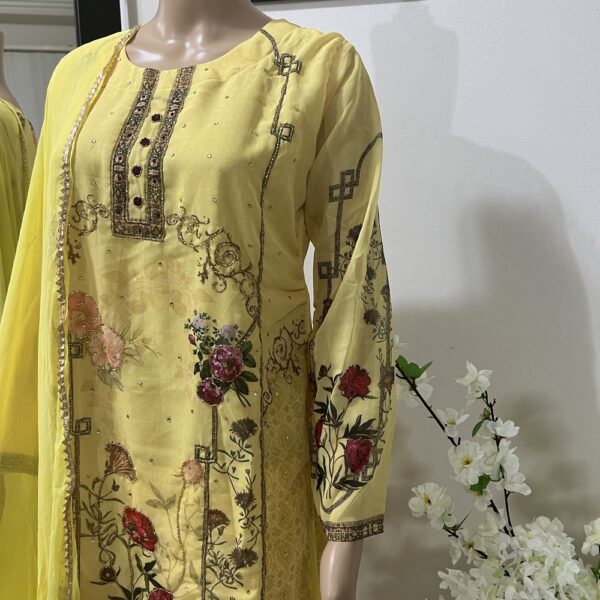 Mustard Beautiful Pakistani Outfit