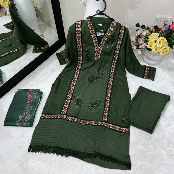Emboidered Front Panel Pure Silk Outfit