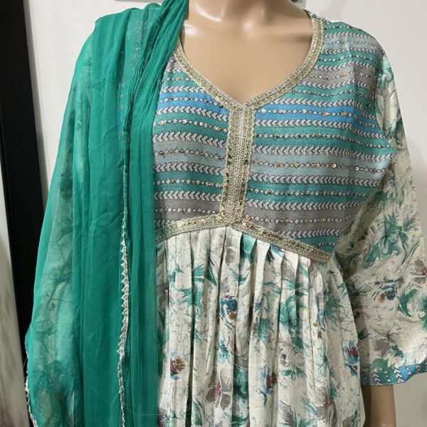 Alia Cut Outfit Collection